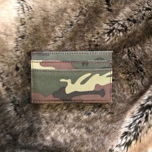 Banana Republic, Camo Wallet/Card Holder